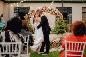 budget-friendly small wedding